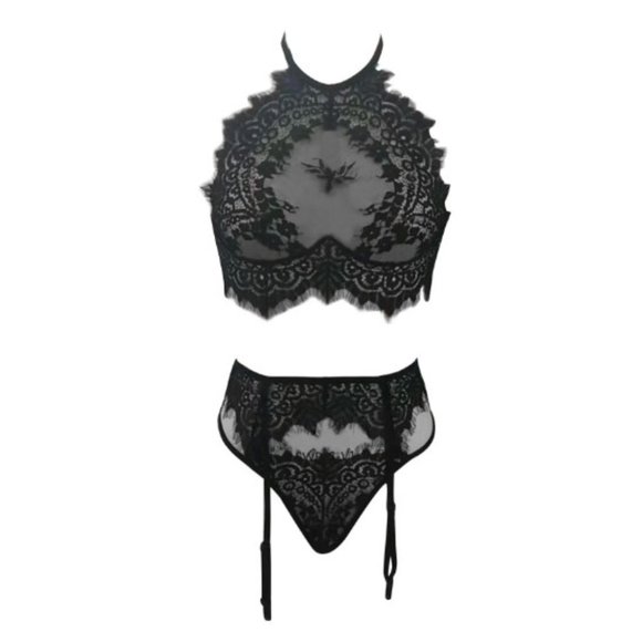 Victorian Gothic Lace Lingerie Set - Picture 3 of 4